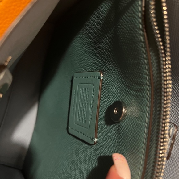 Coach bucket bag - Picture 4 of 6